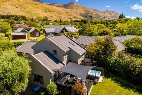 Photo of property in 88 Meadowstone Drive, Wanaka, 9305