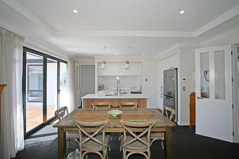 Photo of property in 18 Pistacia Place, Hornby, Christchurch, 8025