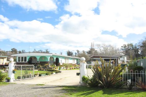 Photo of property in 36 Watts Street, Waipawa, 4210