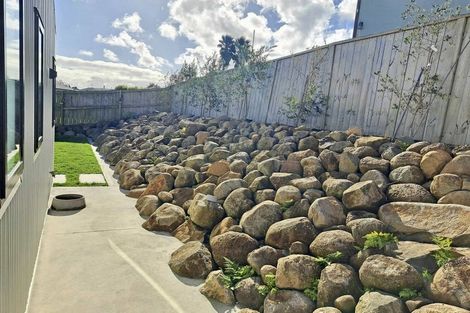 Photo of property in 6 Allans Way, Waiuku, 2123