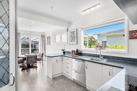 Photo of property in 9 Derwent Lee Grove, Epuni, Lower Hutt, 5011