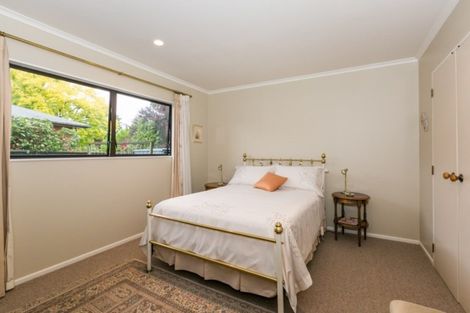 Photo of property in 12 Legorne Lane, Havelock North, 4130