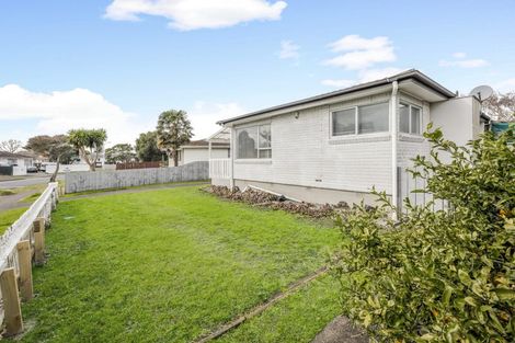 Photo of property in 1/28 Sharland Avenue, Manurewa, Auckland, 2102