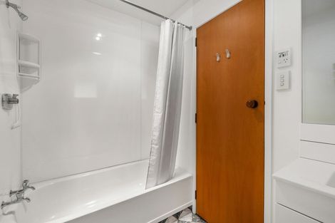 Photo of property in 6 Rutland Street, Picton, 7220