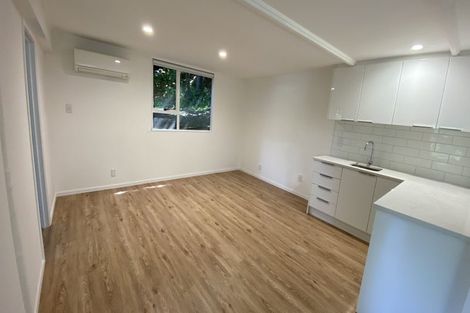 Photo of property in 2/555 East Coast Road, Browns Bay, Auckland, 0630