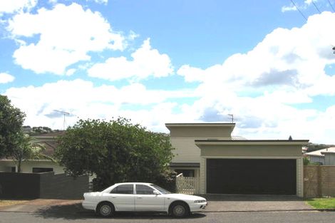 Photo of property in 1/43 Rangitoto Terrace, Milford, Auckland, 0620