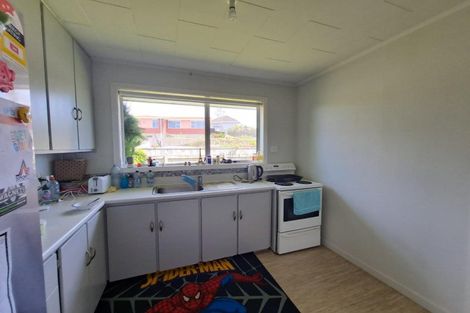 Photo of property in 1/183 Seaview Road, Westown, New Plymouth, 4310