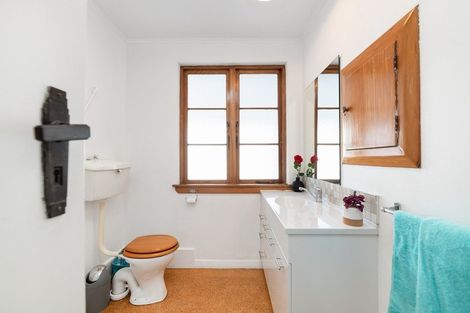 Photo of property in 12a Alexander Street, Tauranga South, Tauranga, 3112