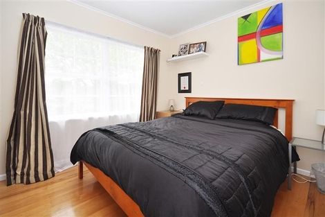 Photo of property in 53 Beechdale Crescent, Pakuranga Heights, Auckland, 2010