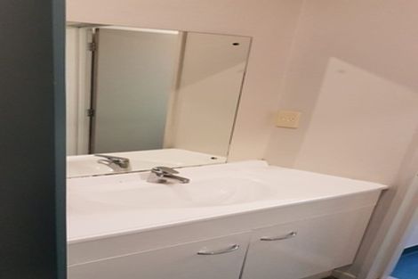 Photo of property in 10/418 Albany Highway, Albany, Auckland, 0632