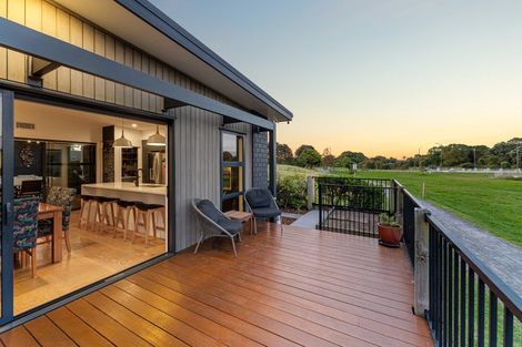Photo of property in 64 Drabble Crescent, Papamoa Beach, Papamoa, 3118