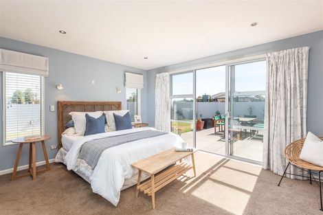 Photo of property in 40 Westpark Drive, Burnside, Christchurch, 8053