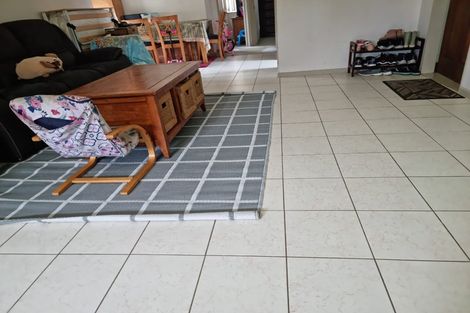 Photo of property in 6 Black Teal Close, Unsworth Heights, Auckland, 0632