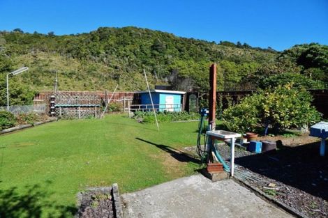 Photo of property in 2a Main Rd Ngakawau, Ngakawau, 7824