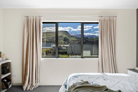 Photo of property in 9 Bridesdale Drive, Lake Hayes, Queenstown, 9304