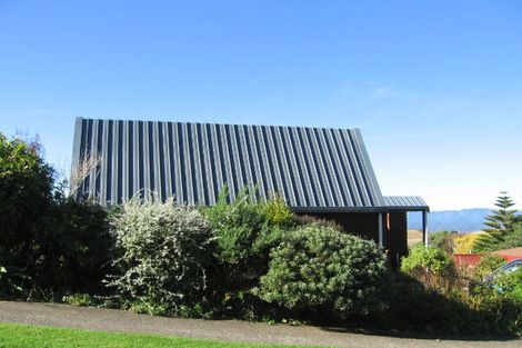 Photo of property in 18 Rajkot Terrace, Broadmeadows, Wellington, 6035