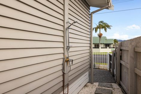 Photo of property in 220a Ocean Road, Whangamata, 3620