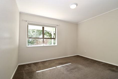 Photo of property in 1/5 Rosca Lane, Sunnyhills, Auckland, 2010