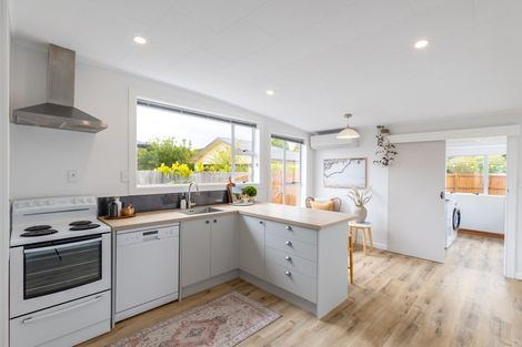 Photo of property in 39 Tovey Street, New Brighton, Christchurch, 8061