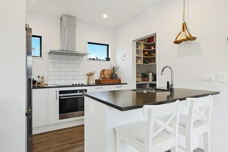 Photo of property in 2 Barclay Place, Wanaka, 9305