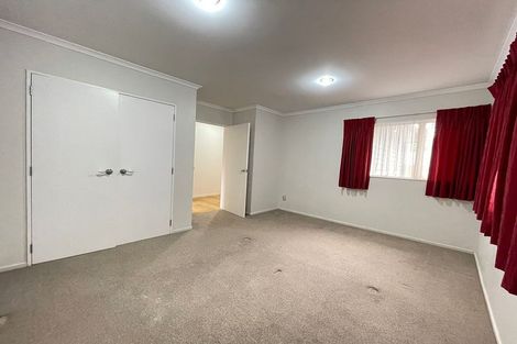 Photo of property in 43 Clover Drive, Henderson, Auckland, 0610