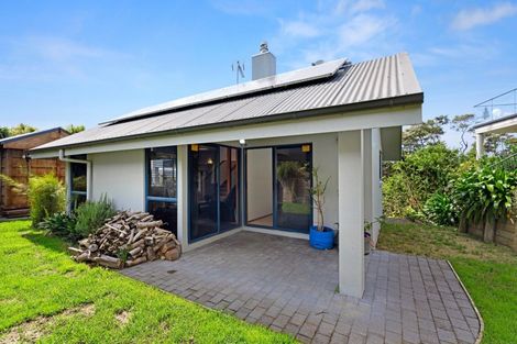 Photo of property in 28 Owen Place, Omokoroa, 3114
