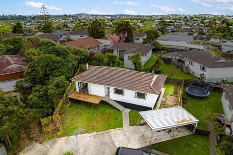 Photo of property in 64 Sunvue Road, Glen Eden, Auckland, 0602