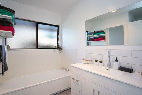 Photo of property in 10 Browning Street, Leamington, Cambridge, 3432