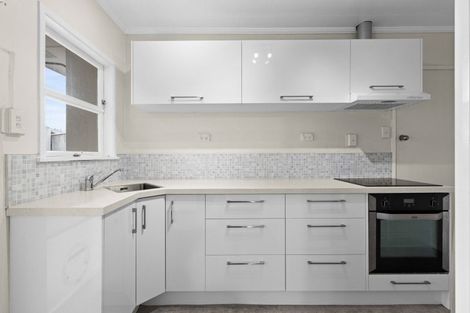 Photo of property in 38a Taradale Road, Marewa, Napier, 4110