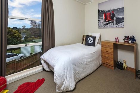 Photo of property in 14 Fordyce Avenue, Sunnyhills, Auckland, 2010