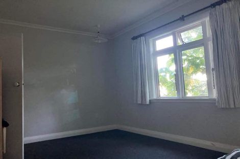 Photo of property in 88 Mortimer Terrace, Brooklyn, Wellington, 6021