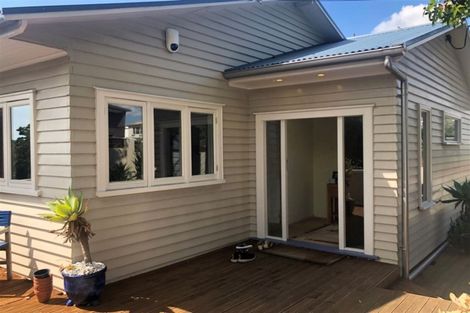 Photo of property in 39 Quebec Road, Milford, Auckland, 0620