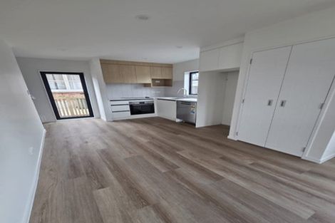 Photo of property in 1/14 Kelvin Road, Papakura, 2110