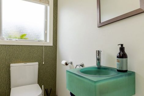 Photo of property in 25 Magnolia Rise, Waipahihi, Taupo, 3330