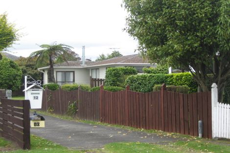 Photo of property in 12 Le Havre Place, Takanini, 2112