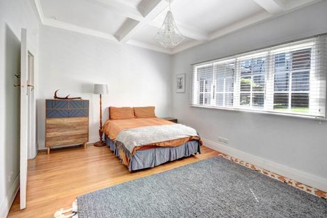 Photo of property in 1 Oakland Street, Andersons Bay, Dunedin, 9013