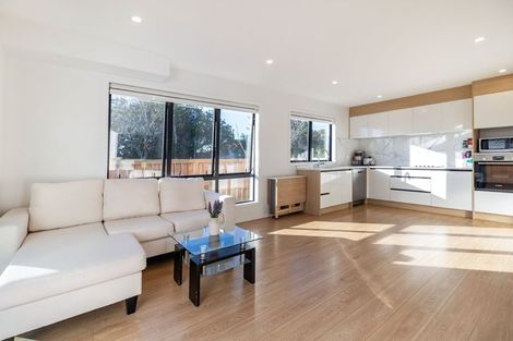 Photo of property in 145 Astley Avenue, New Lynn, Auckland, 0600