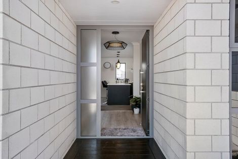 Photo of property in 5 Livingstone Drive, Papamoa Beach, Papamoa, 3118