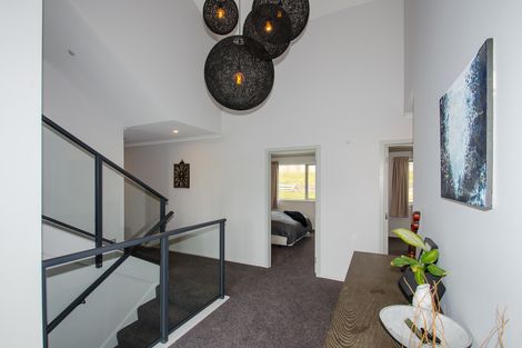 Photo of property in 30 Grandvista Drive, Green Island, Dunedin, 9018