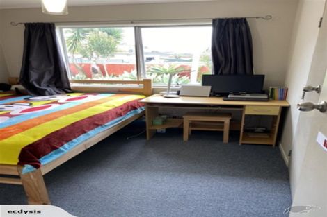 Photo of property in 48 Anderson Road, Taradale, Napier, 4112