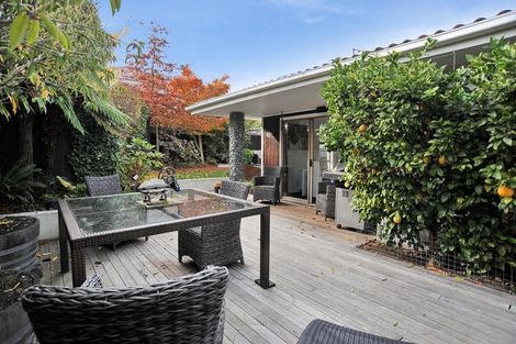 Photo of property in 2/97 Leinster Road, Merivale, Christchurch, 8014