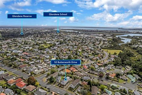 Photo of property in 1/52 Butterworth Drive, Glendene, Auckland, 0602