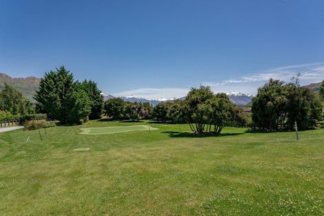Photo of property in 255 Beacon Point Road, Wanaka, 9305