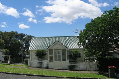 Photo of property in 53 Hill Street, Onehunga, Auckland, 1061