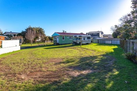 Photo of property in 138 Lorraine Place, Whangamata, 3620