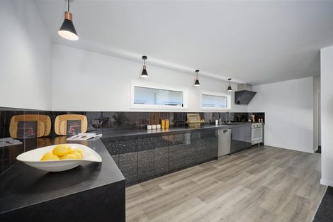 Photo of property in 13 South Bay Parade, South Bay, Kaikoura, 7300