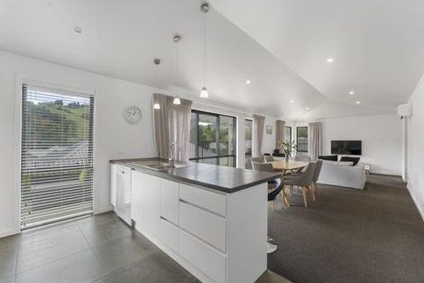 Photo of property in 8 Village Lane, Stoke, Nelson, 7011