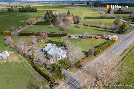 Photo of property in 219 Outram-mosgiel Road, Mosgiel, Outram, 9073