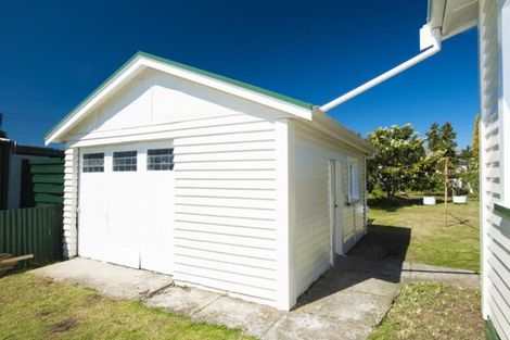 Photo of property in 4 Tolerton Avenue, Elgin, Gisborne, 4010