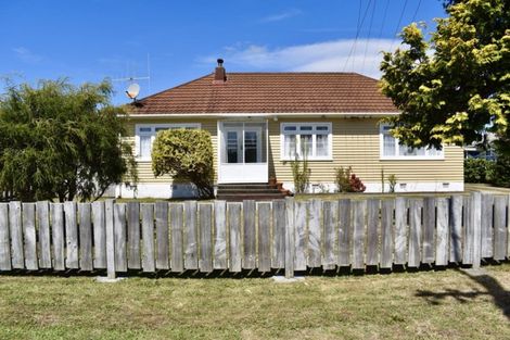 Photo of property in 30 Lemon Street, Otaki, 5512
